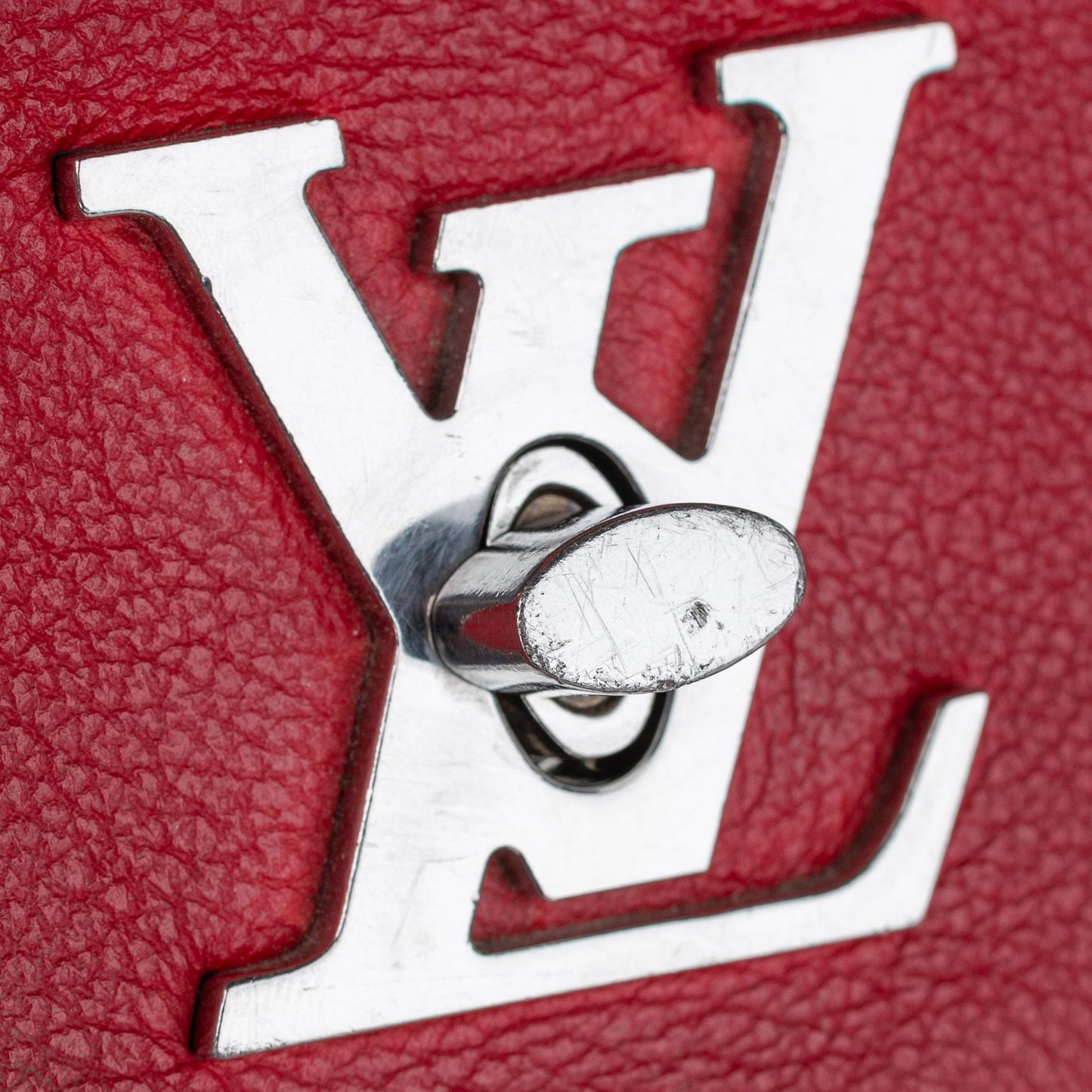 Louis Vuitton MyLockMe BB (SHG-25619)