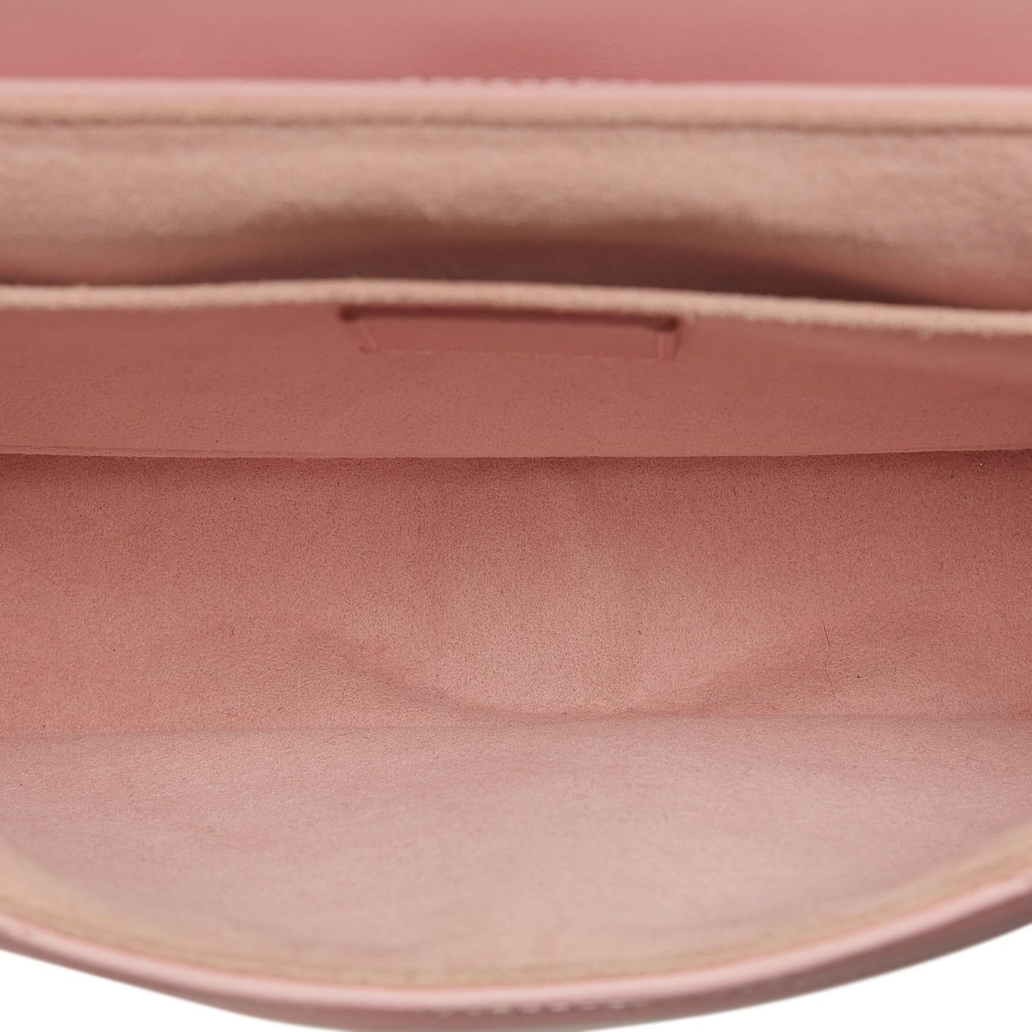 Louis Vuitton New Wave Chain Bag MM (SHG-JdWoS2)