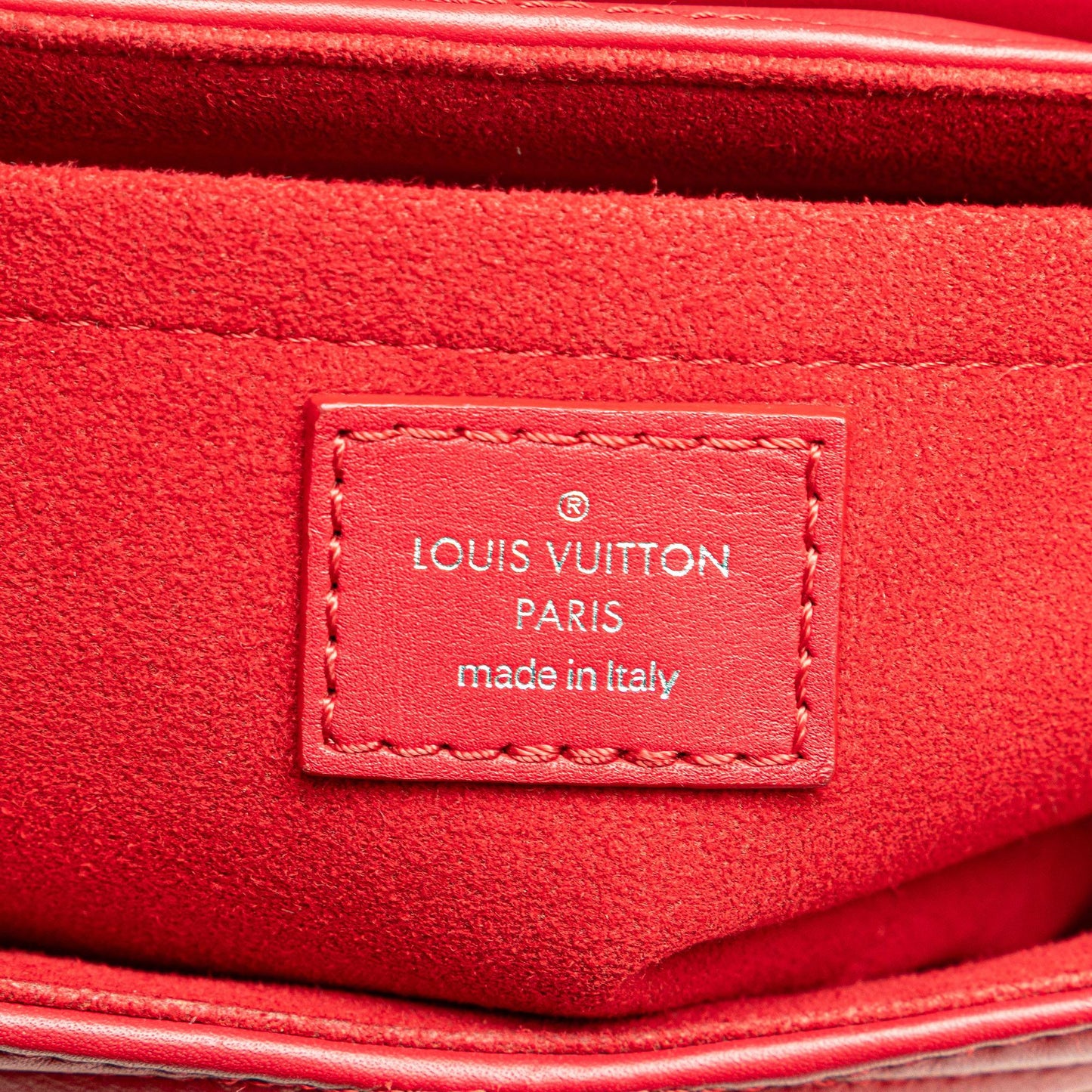 Louis Vuitton New Wave Chain Bag MM