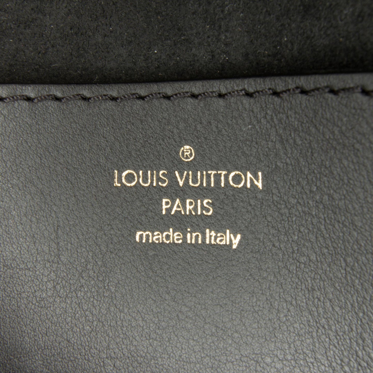 Louis Vuitton New Wave Multi Pochette (SHG-McbDkC)
