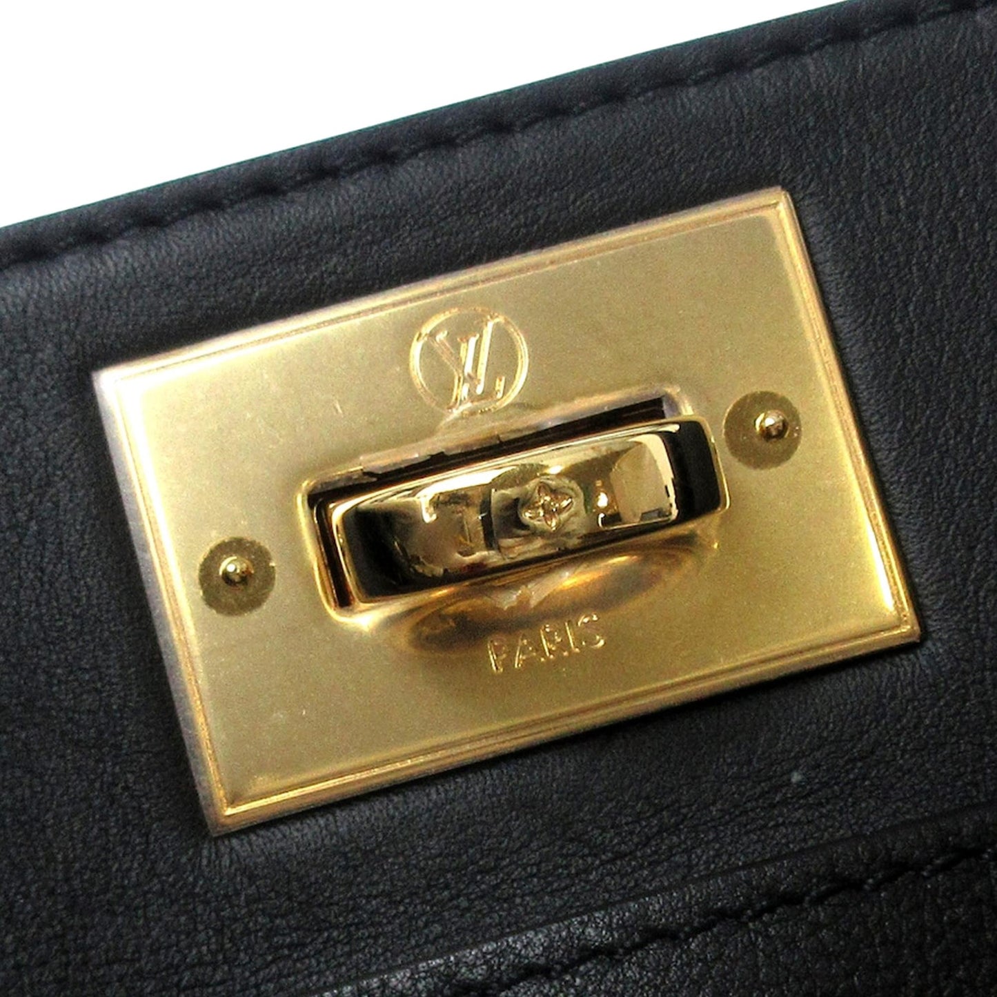 Louis Vuitton On My Side MM (SHG-drTSe2)