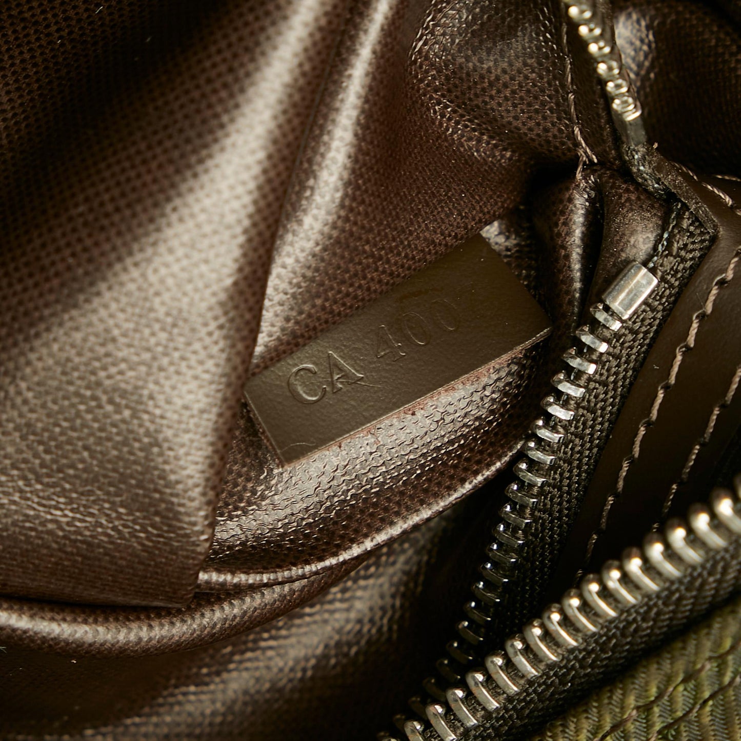Louis Vuitton Palana Toiletry (SHG-37432)