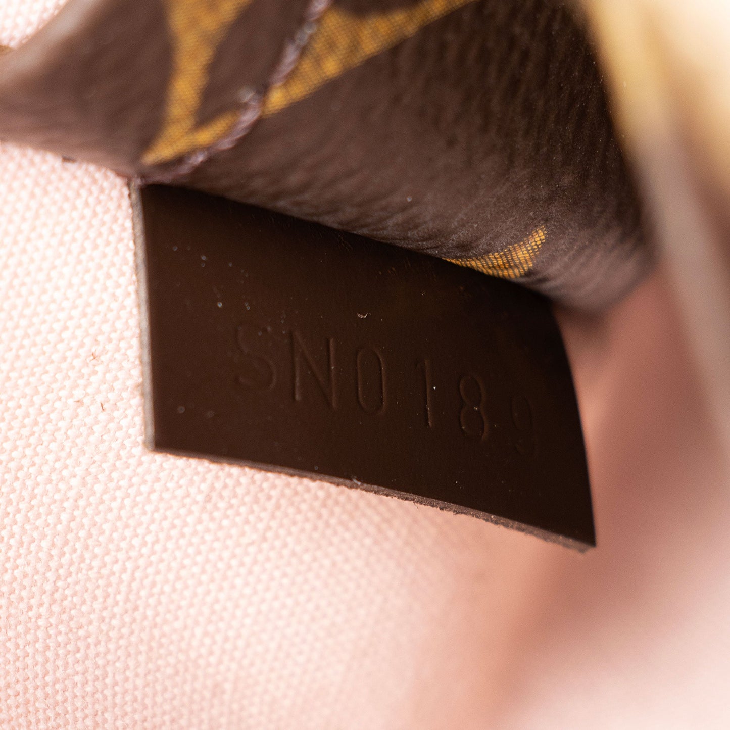 Louis Vuitton Patent Leather Alma BB Satchel (SHF-NVyByb)