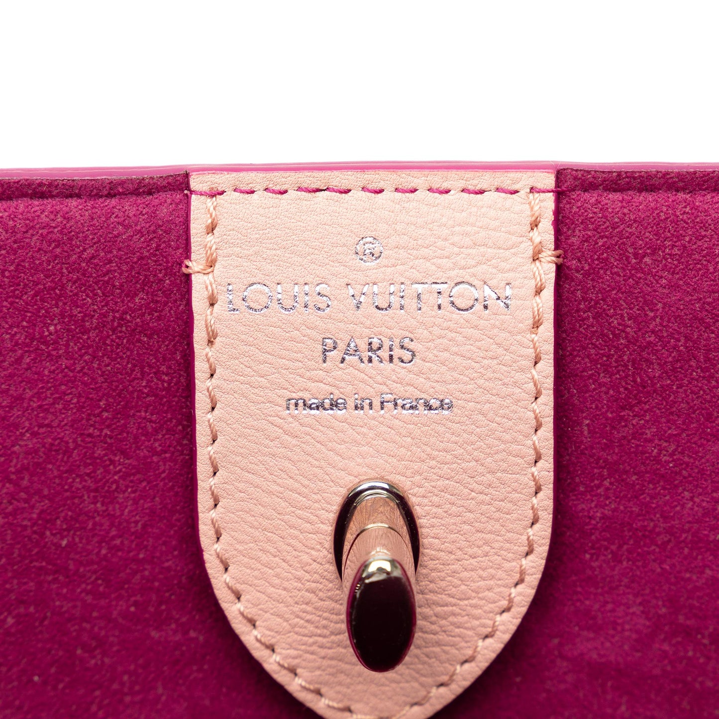 Louis Vuitton Perforated Lockme Cabas (SHG-pc9lXu)