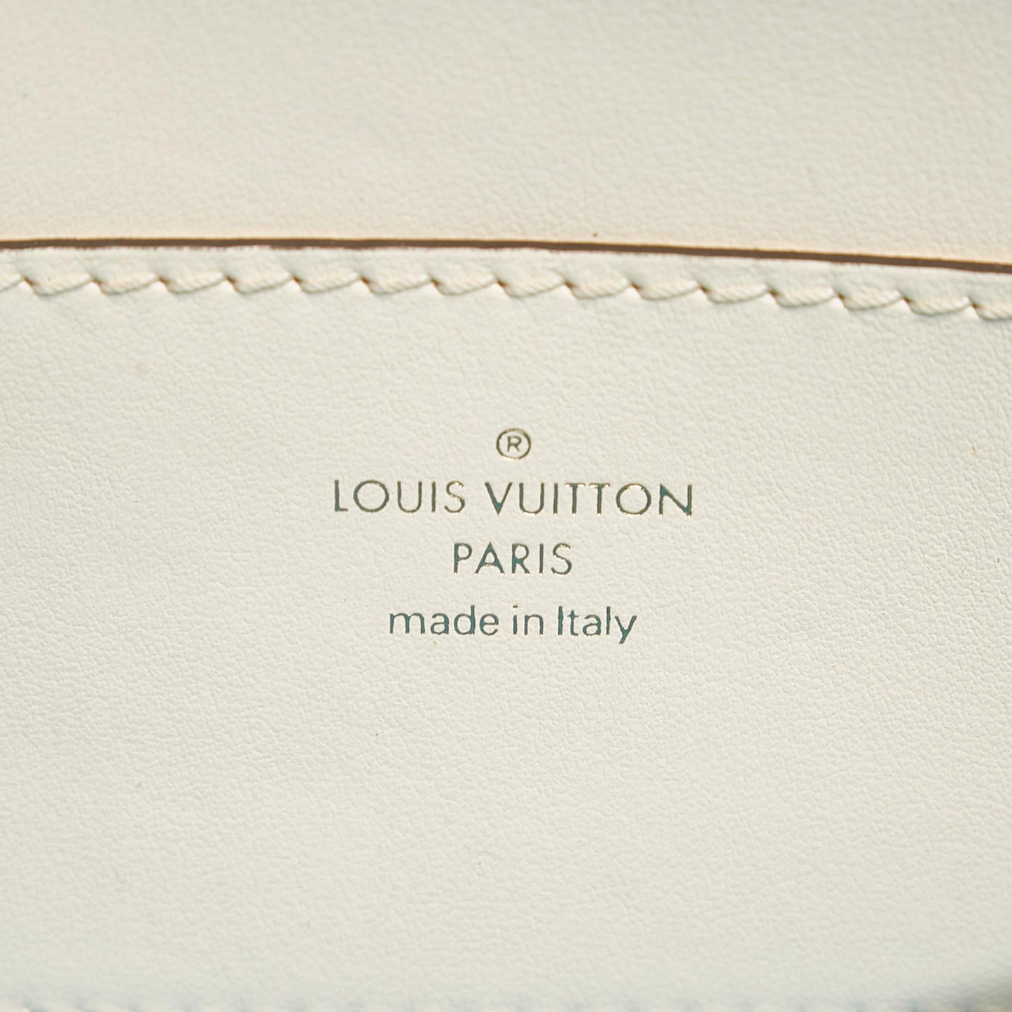 Louis Vuitton Pont 9 (SHG-GddBSz)