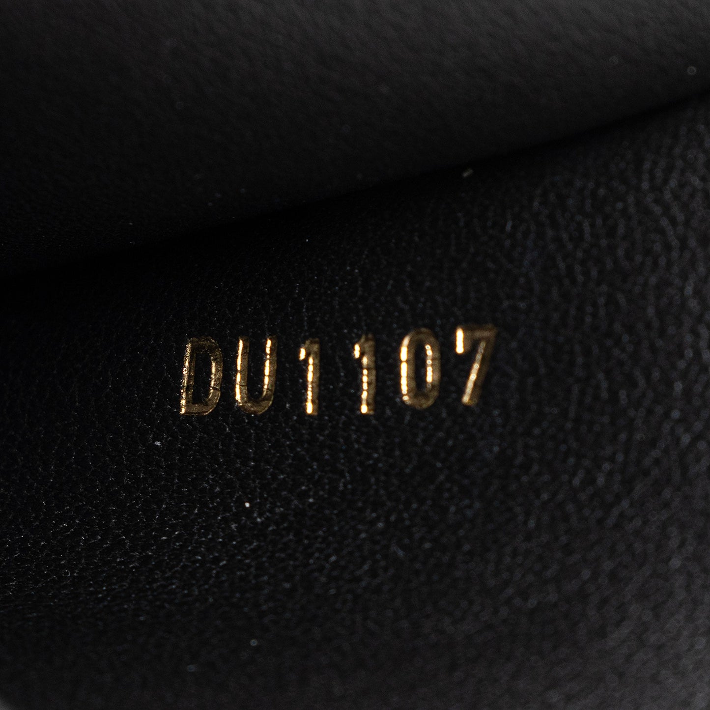 Louis Vuitton Reverse Monogram Column Pochette (SHF-uUjQaz)