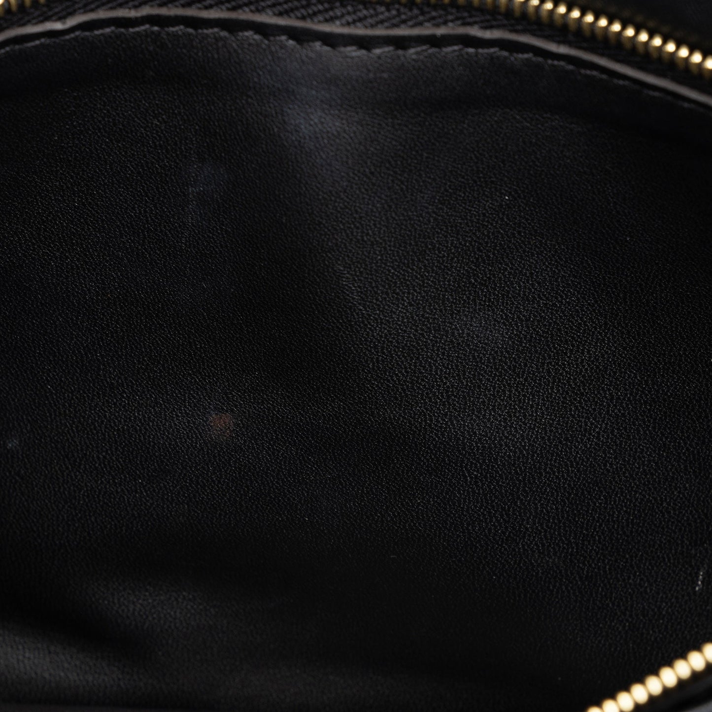 Louis Vuitton Reverse Monogram Column Pochette (SHF-uUjQaz)