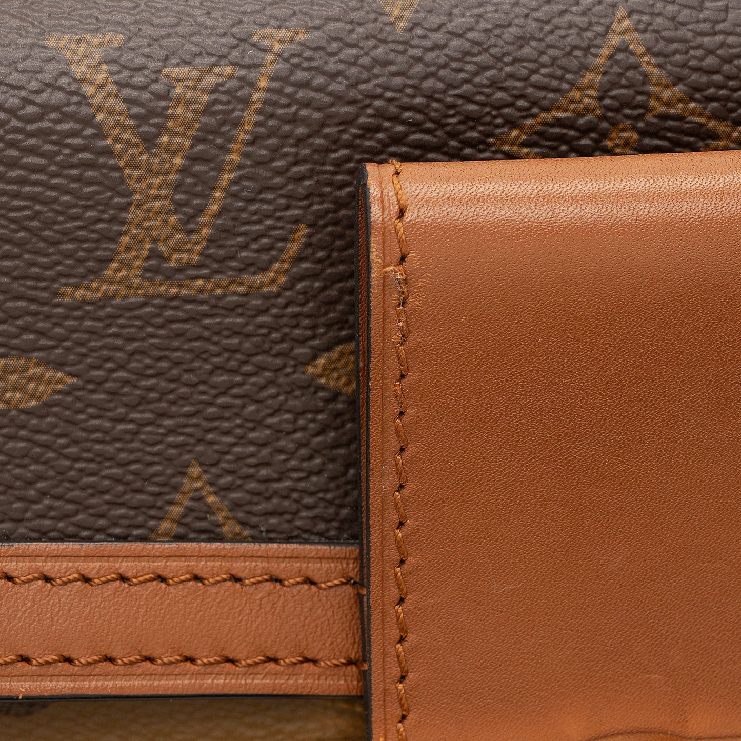 Louis Vuitton Reverse Monogram Dauphine Belt Bag