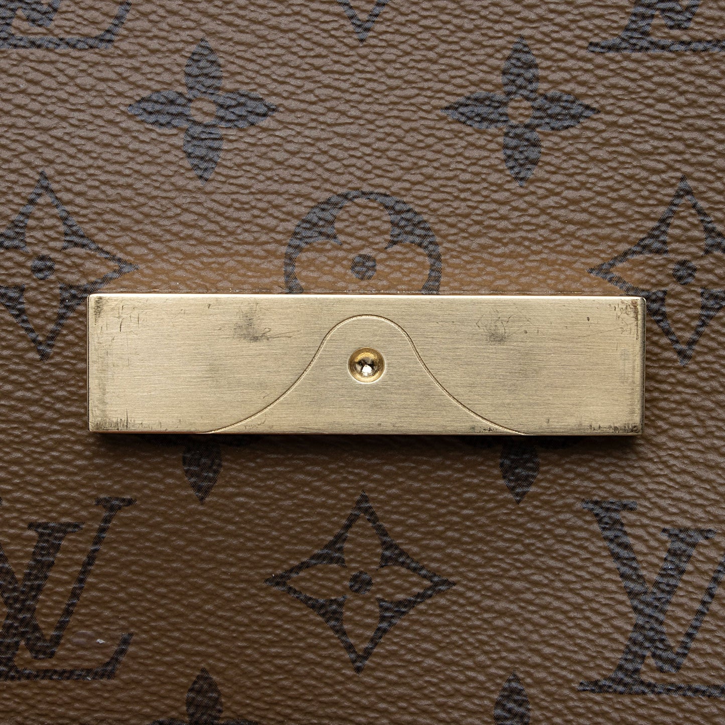 Louis Vuitton Reverse Monogram Dauphine MM Shoulder Bag (SHF-ioa83y)