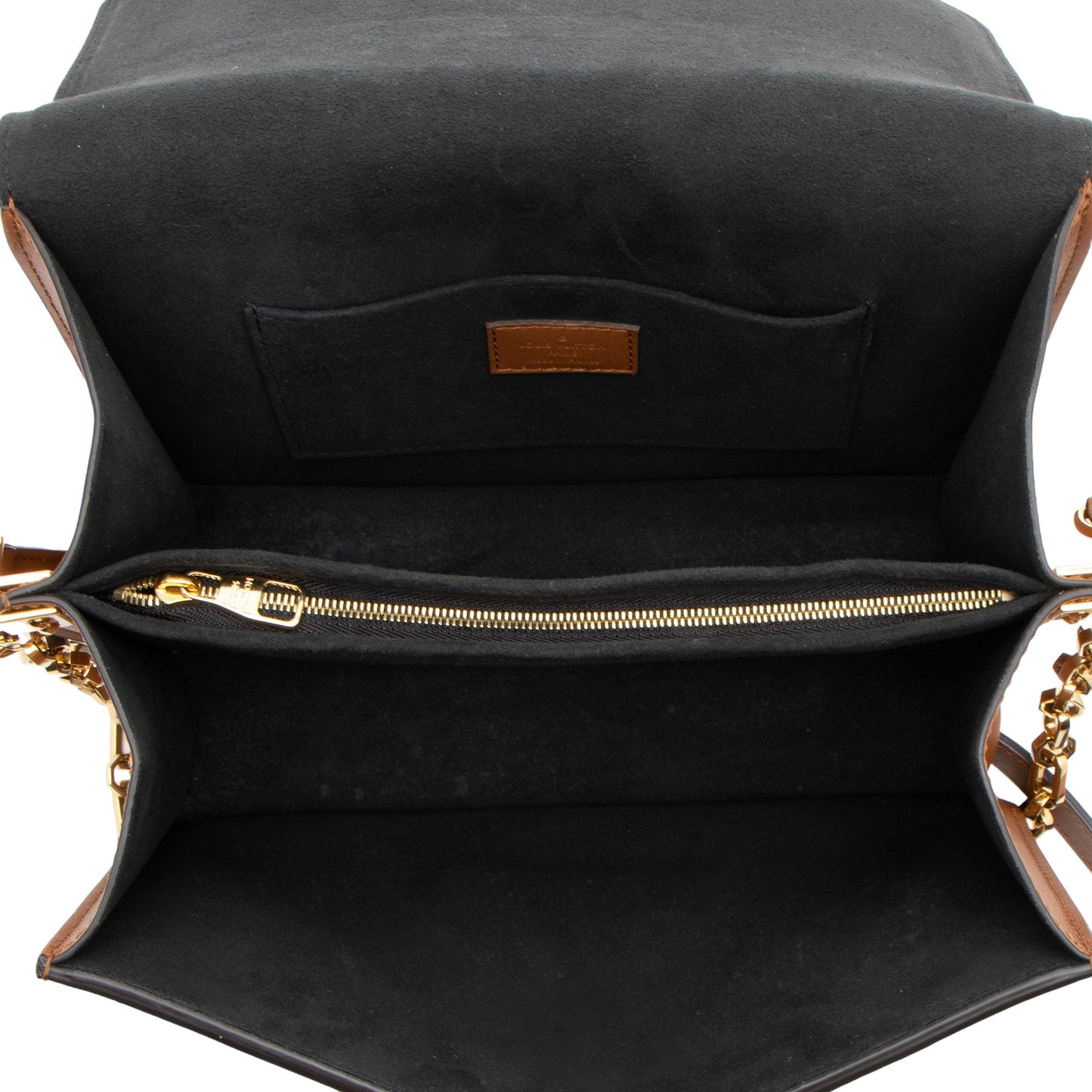 Louis Vuitton Reverse Monogram Dauphine MM Shoulder Bag -  (SHF-qc8Mo6)