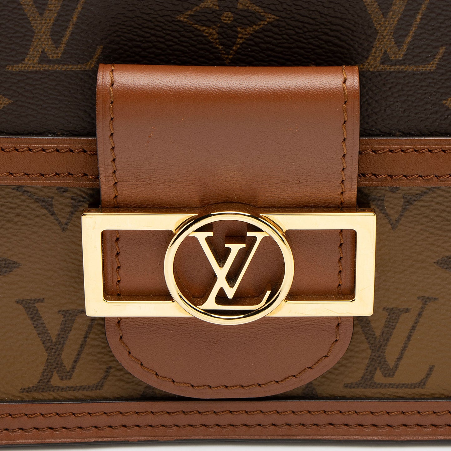 Louis Vuitton Reverse Monogram Dauphine Mini Shoulder Bag (SHF-yFFja8)