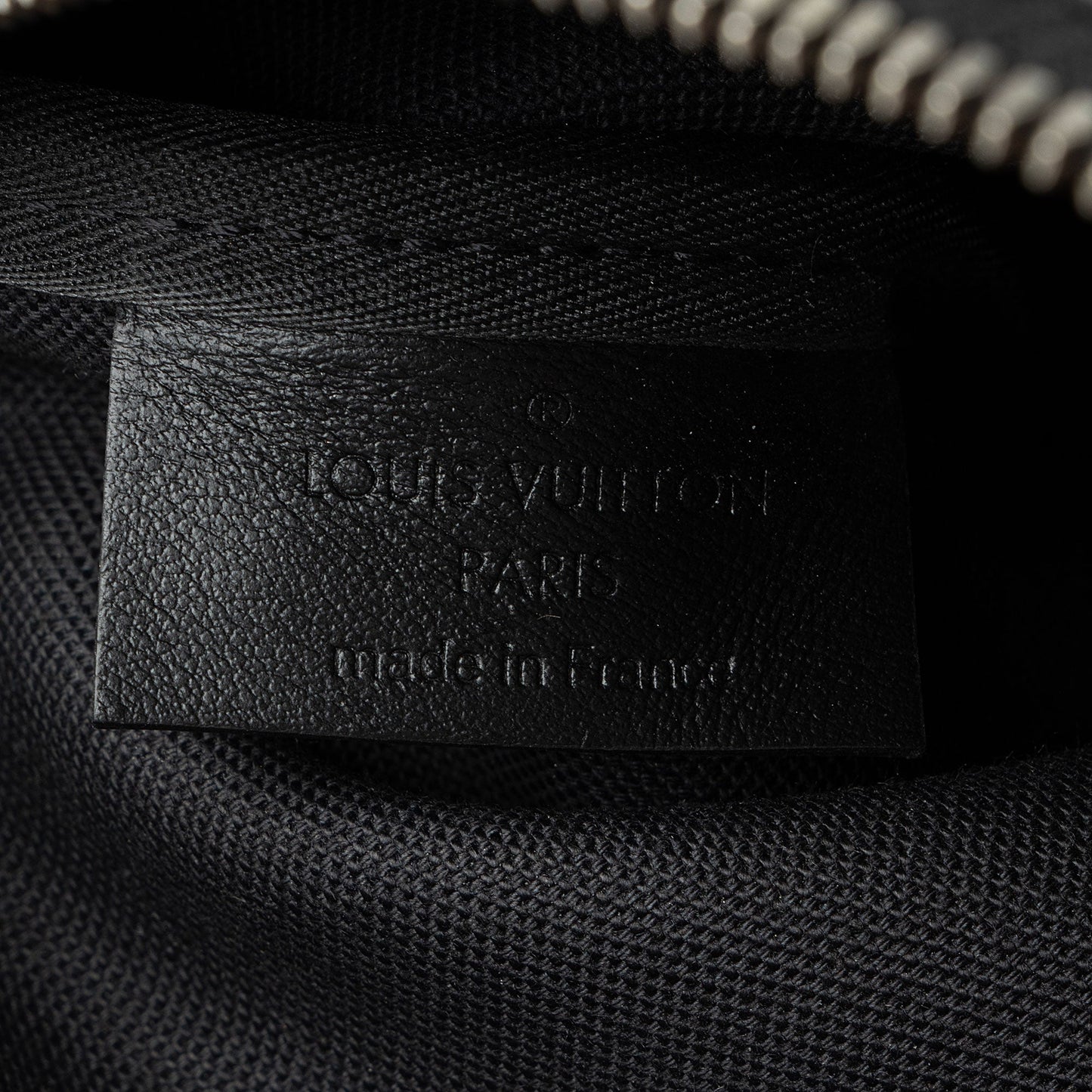 Louis Vuitton Reverse Monogram Eclipse Trio Messenger (SHF-JPkZwY)