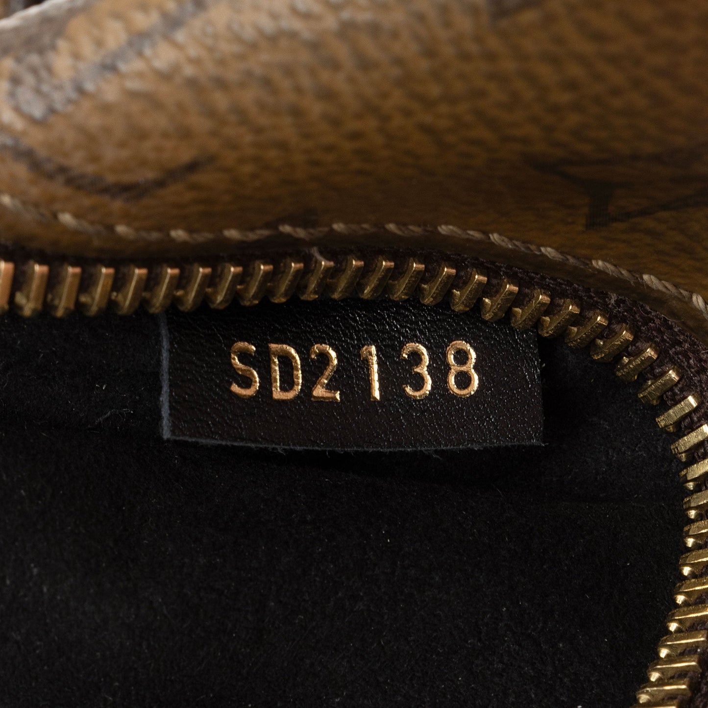 Louis Vuitton Reverse Monogram Pochette Metis Shoulder Bag -  (SHF-q1FZli)