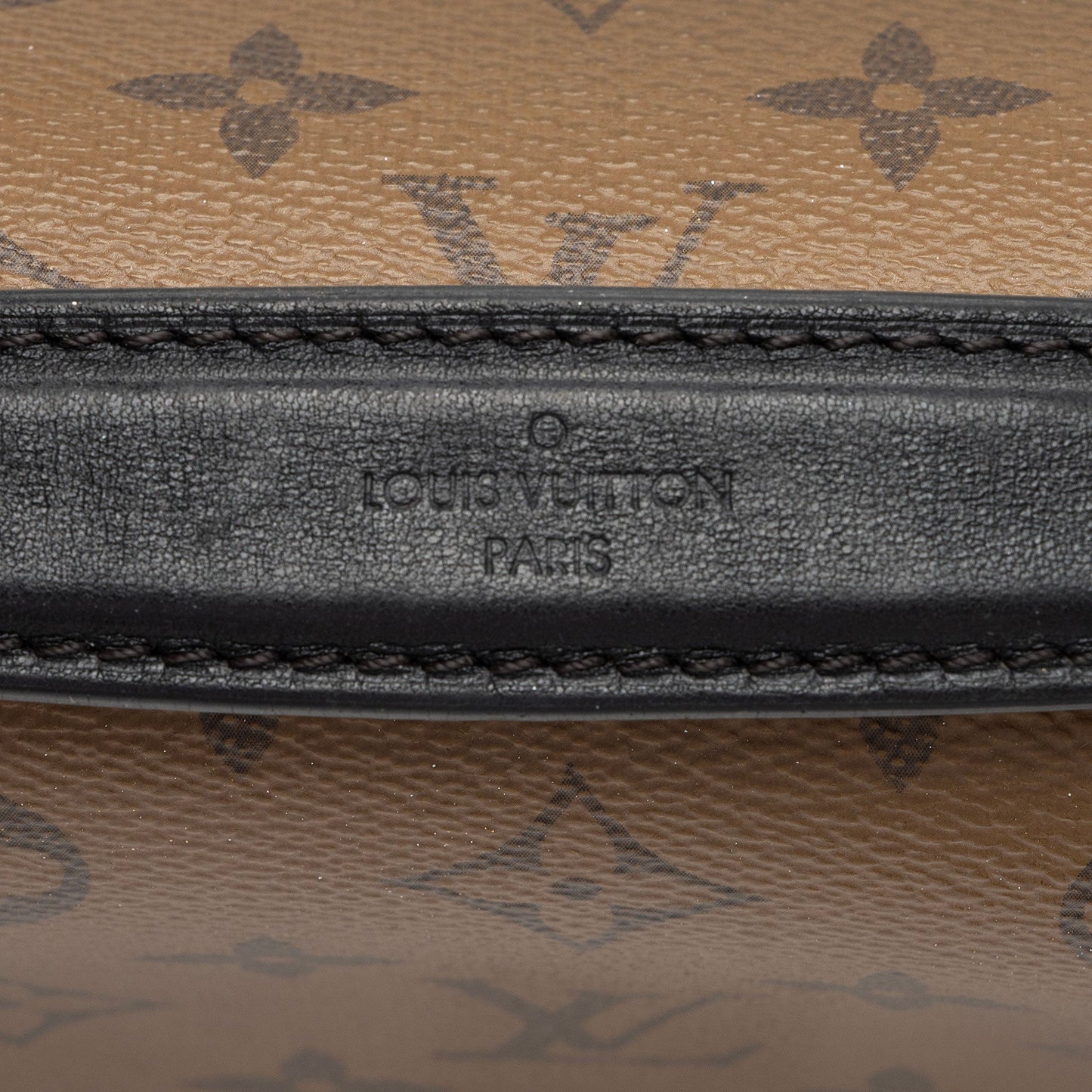 Louis Vuitton Reverse Monogram Pochette Metis Shoulder Bag -  (SHF-q1FZli)