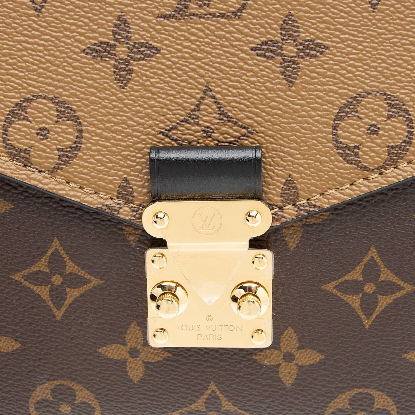 Louis Vuitton Reverse Monogram Pochette Metis Shoulder Bag (SHF-TeLbmc)