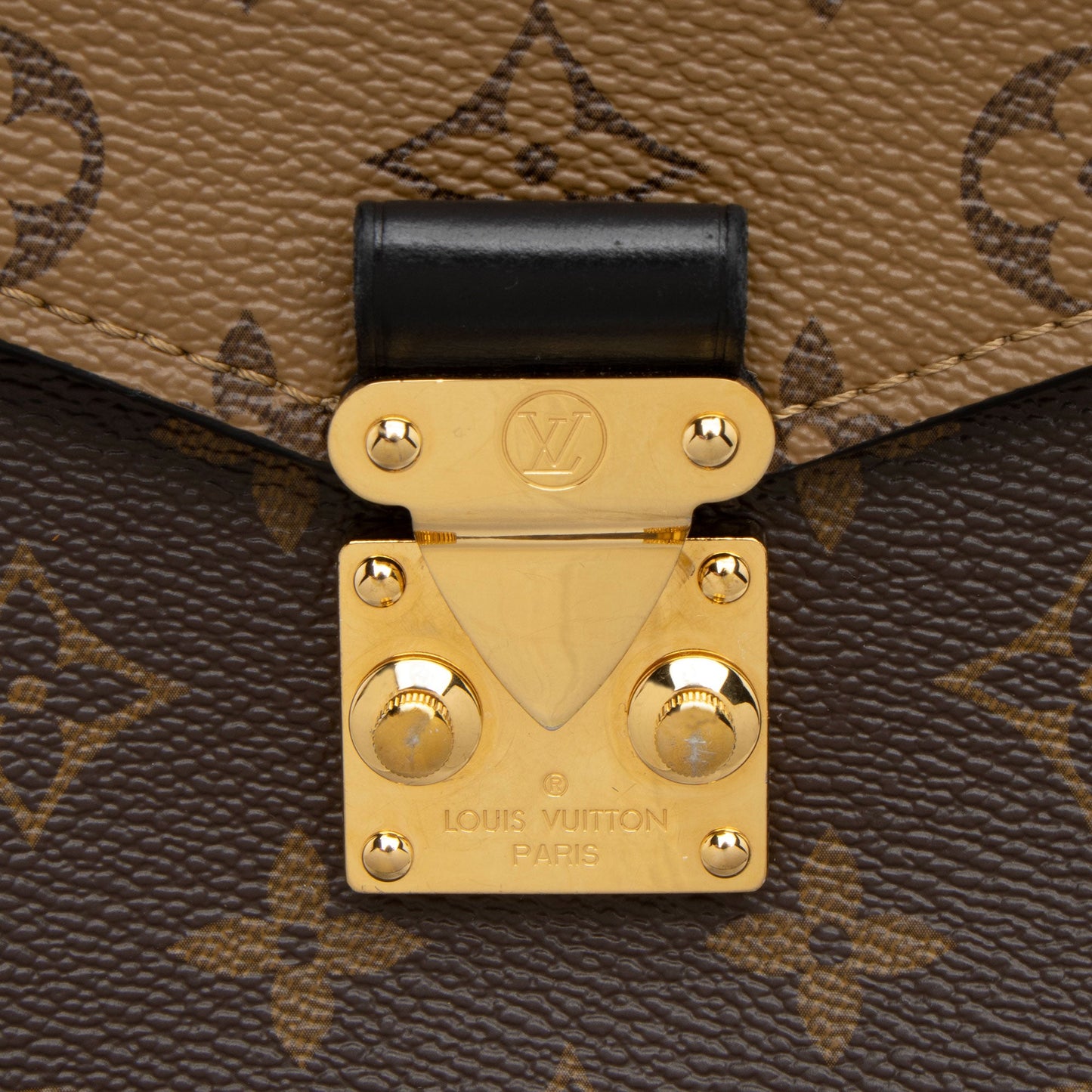 Louis Vuitton Reverse Monogram Pochette Metis Shoulder Bag (SHF-t8S0jK)