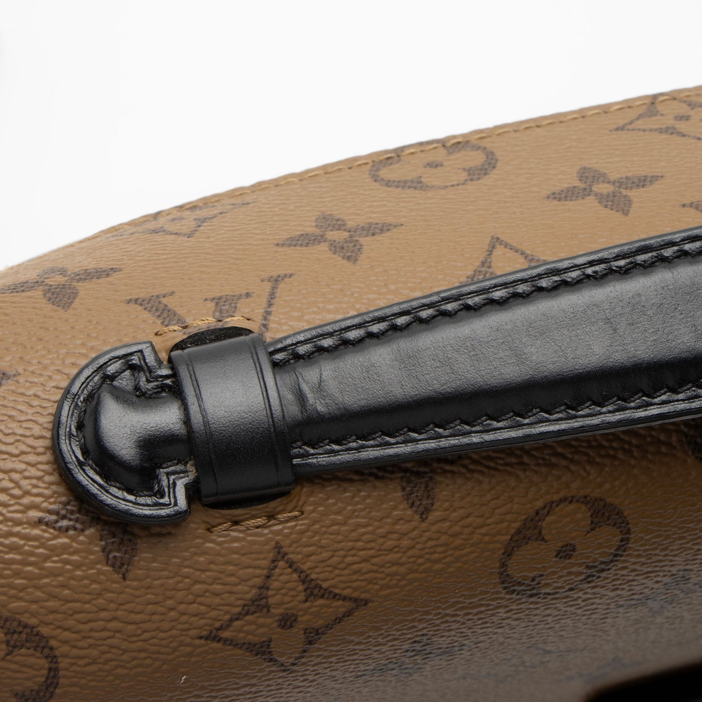 Louis Vuitton Reverse Monogram Pochette Metis Shoulder Bag (SHF-QRerUA)