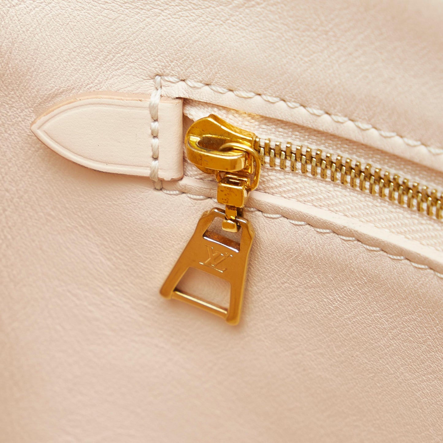 Louis Vuitton Rose Des Vents PM (SHG-7iEHws)