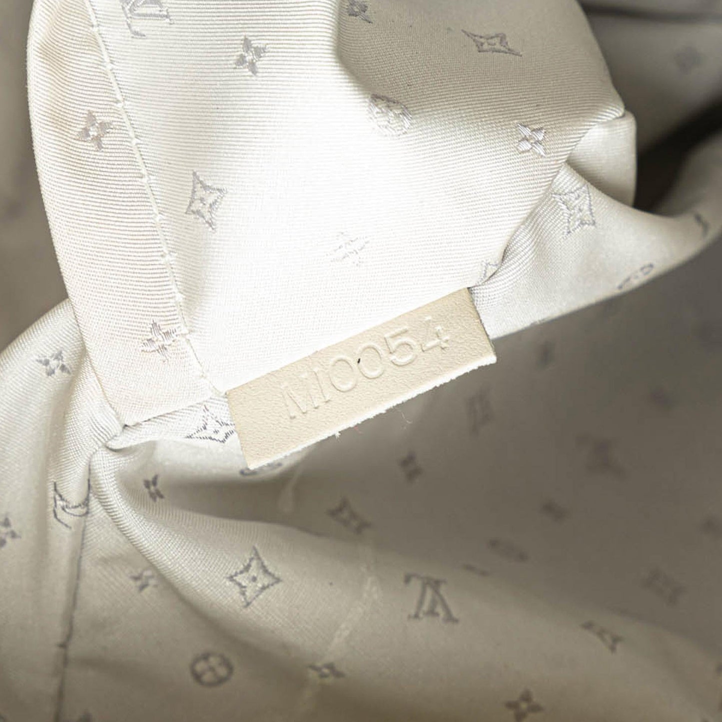 Louis Vuitton Suhali L Affriolant Bag