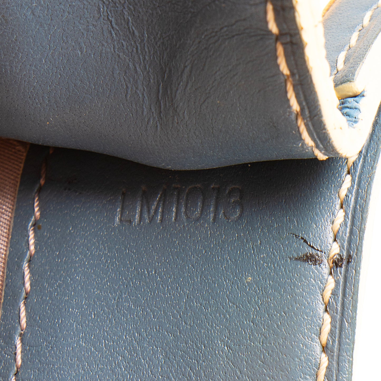 Louis Vuitton Suhali Leather Le Talentueux Shoulder Bag