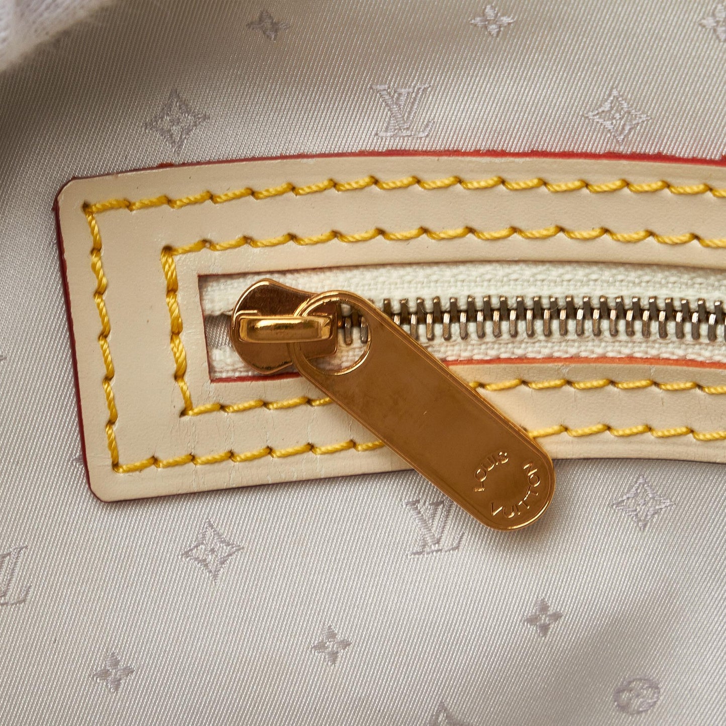 Louis Vuitton Suhali Lockit PM (SHG-r1Ypj3)