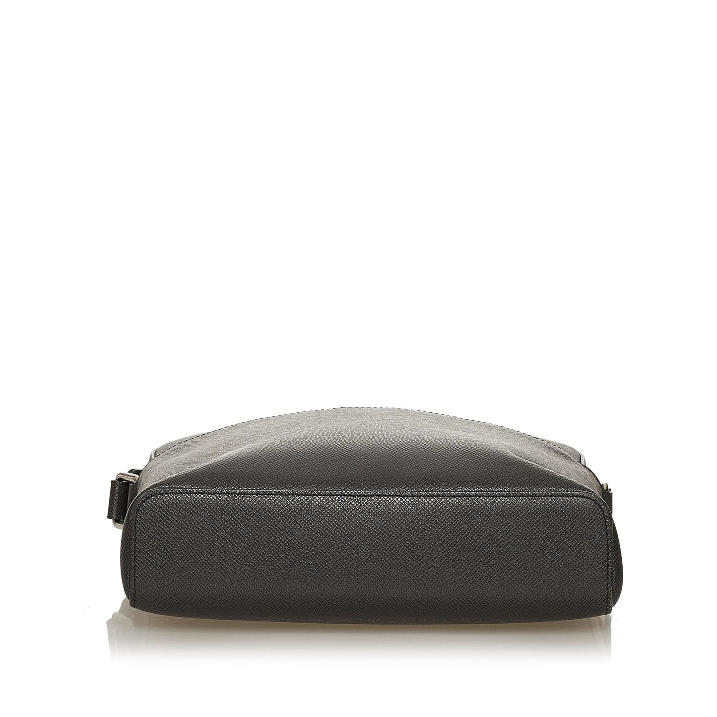Louis Vuitton Taiga Anton Messenger PM (SHG-28983)