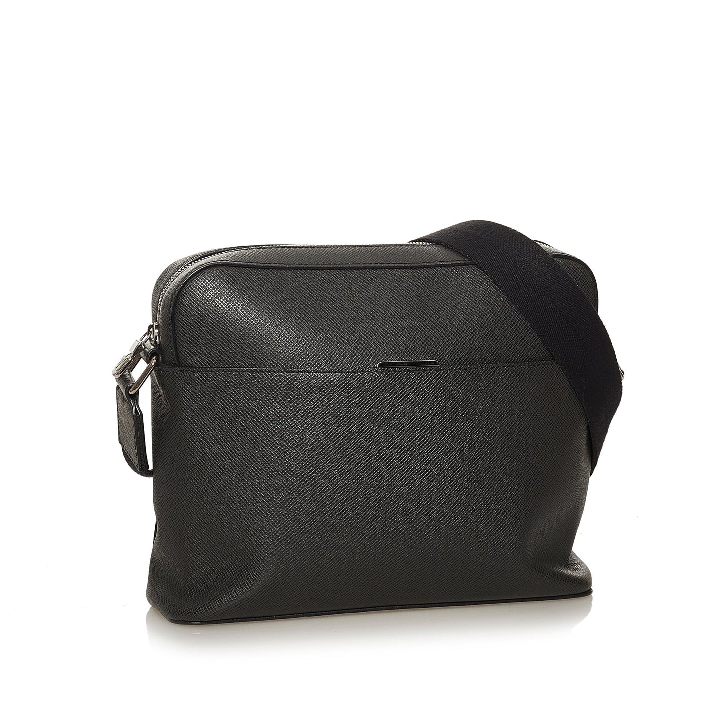 Louis Vuitton Taiga Anton Messenger PM (SHG-28983)