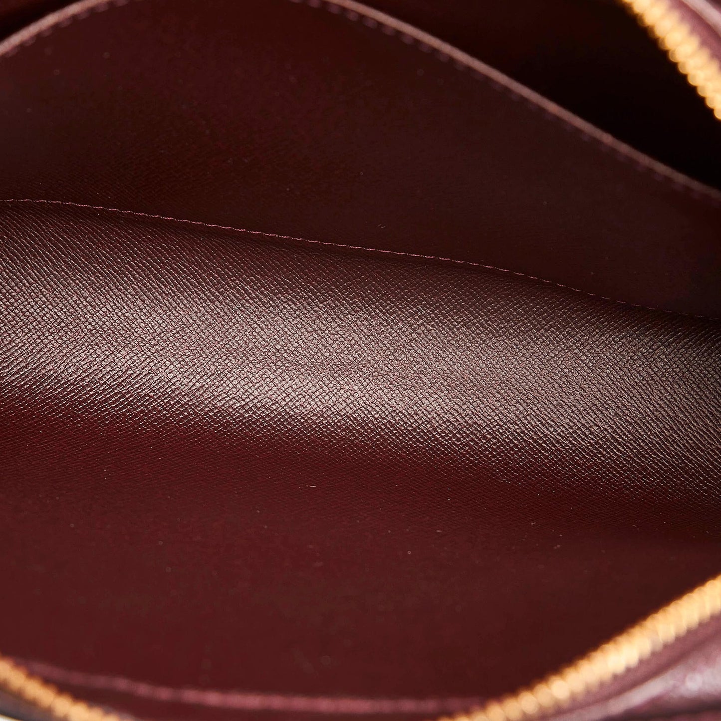 Louis Vuitton Taiga Baikal (SHG-28546)