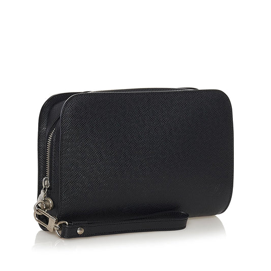 Louis Vuitton Taiga Baikal (SHG-32277)