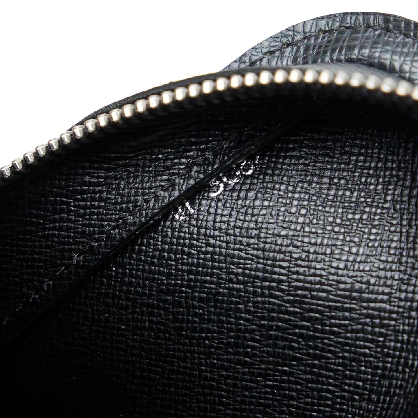 Louis Vuitton Taiga Baikal (SHG-23tCm9)