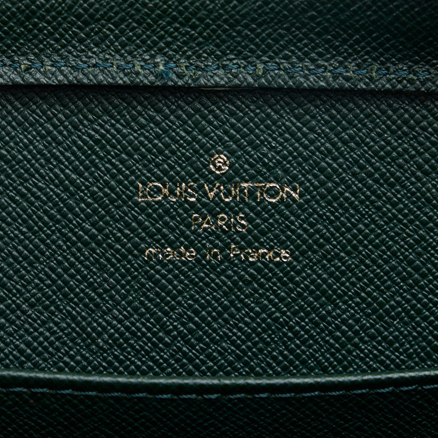 Louis Vuitton Taiga Baikal (SHG-30ZBt7)