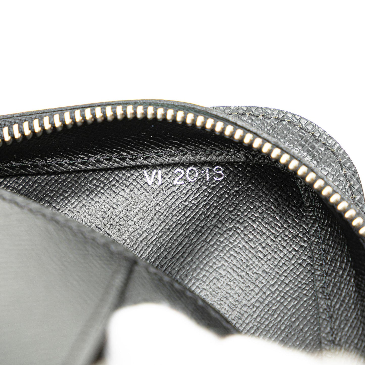Louis Vuitton Taiga Baikal