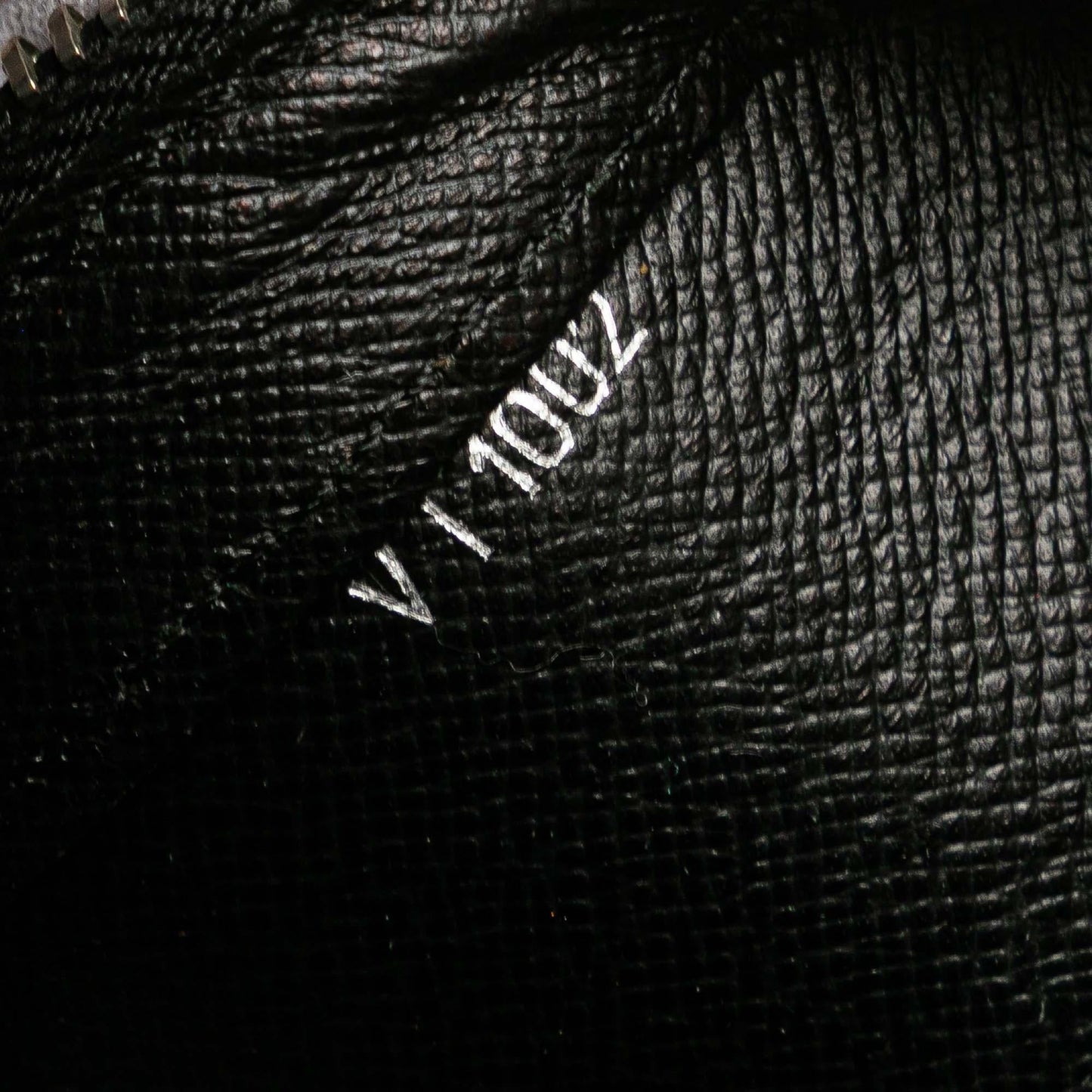 Louis Vuitton Taiga Baikal