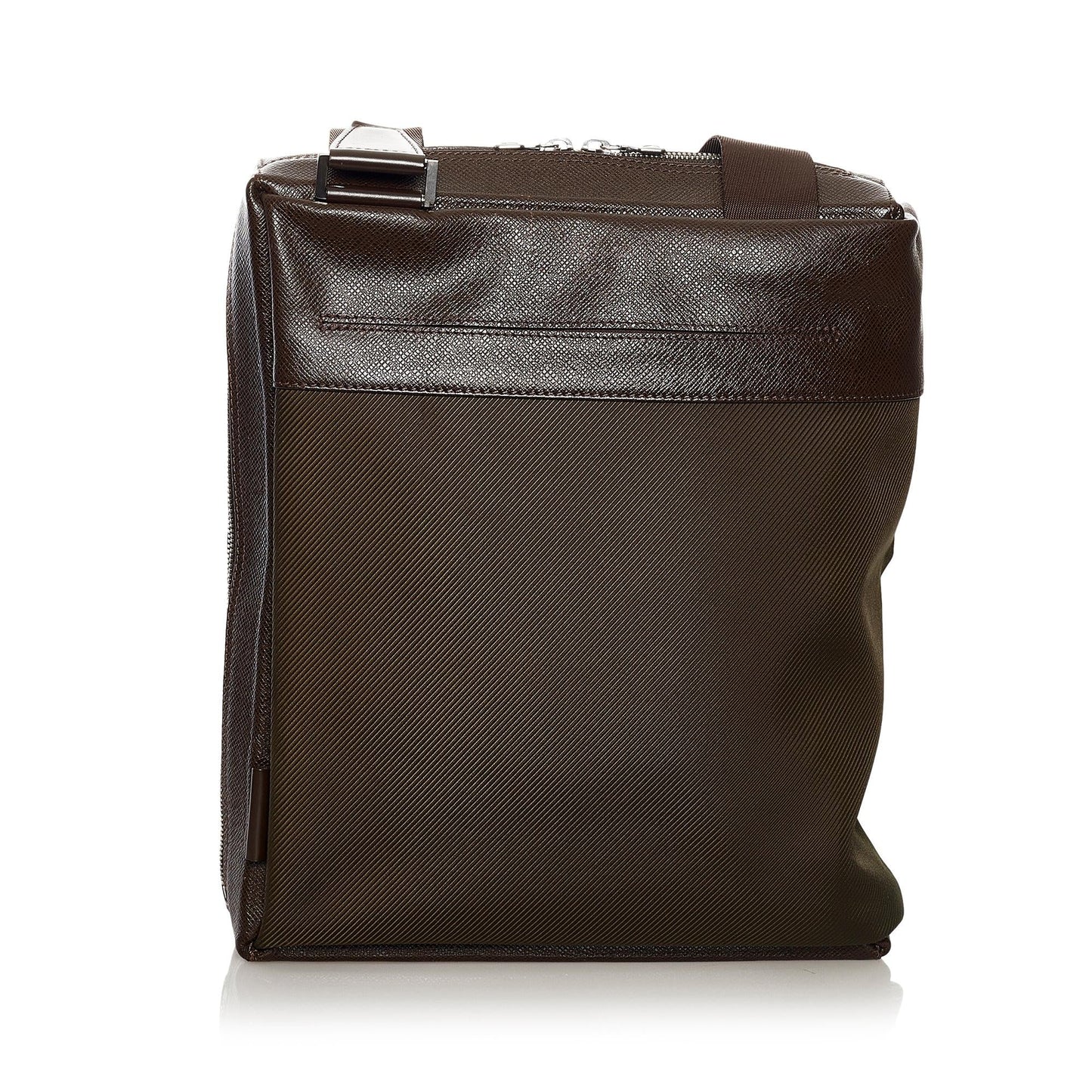 Louis Vuitton Taiga Beloukha (SHG-33800)