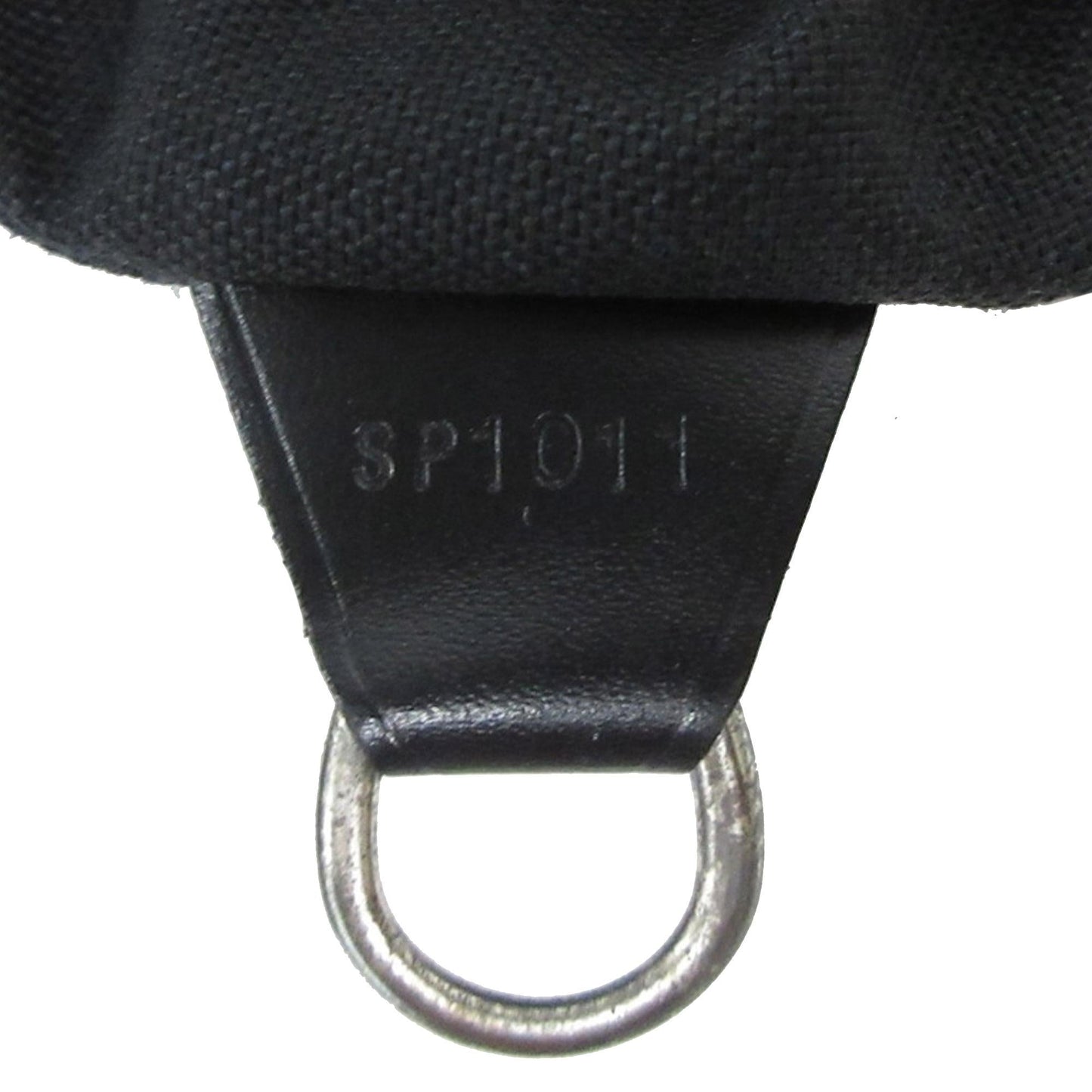 Louis Vuitton Taiga Cassiar (SHG-phAHbC)