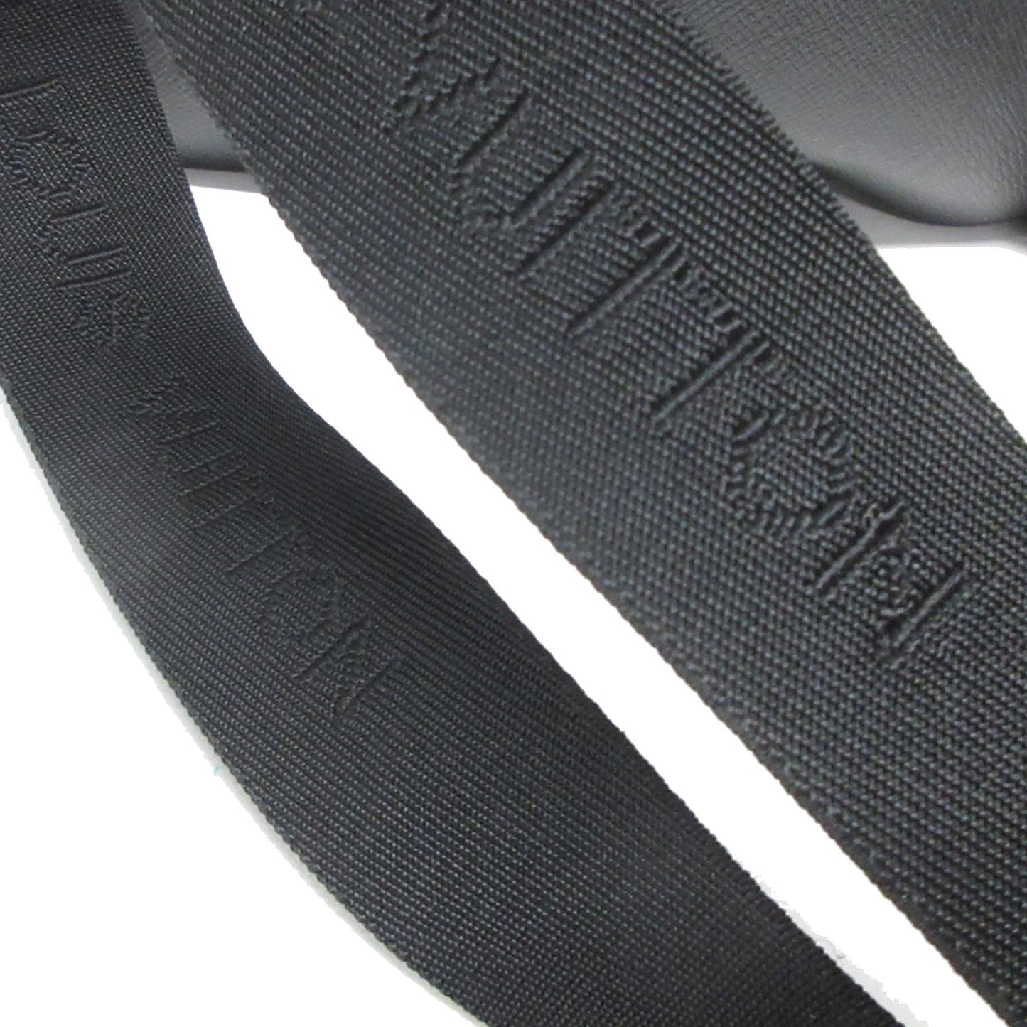 Louis Vuitton Taiga Cassiar (SHG-phAHbC)