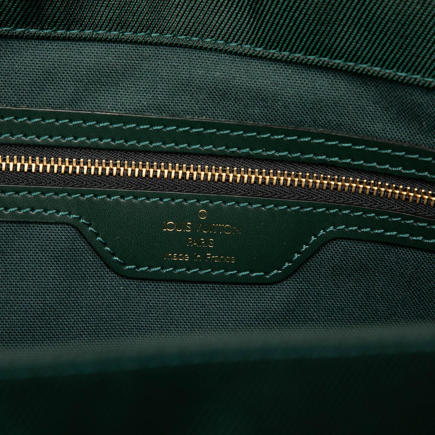 Louis Vuitton Taiga Dersou