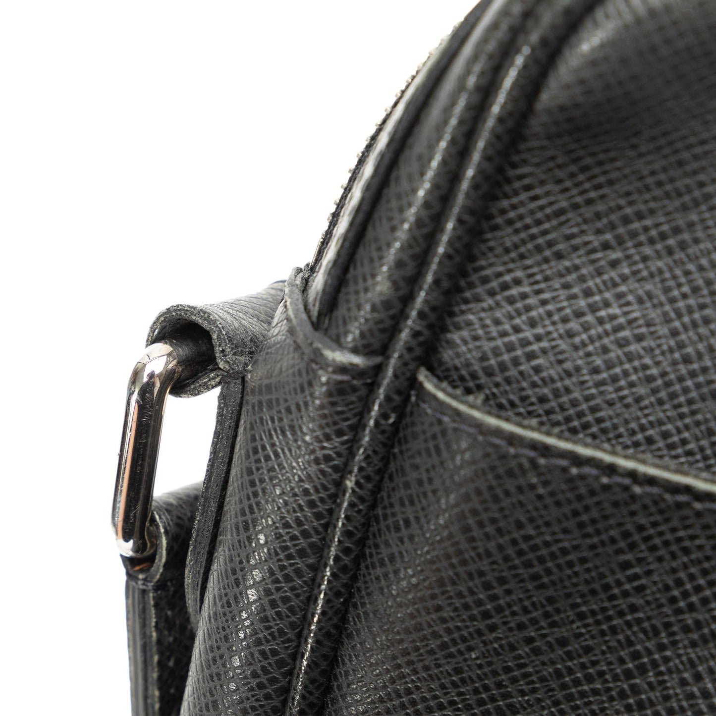 Louis Vuitton Taiga Dimitri (SHG-IIYDM1)