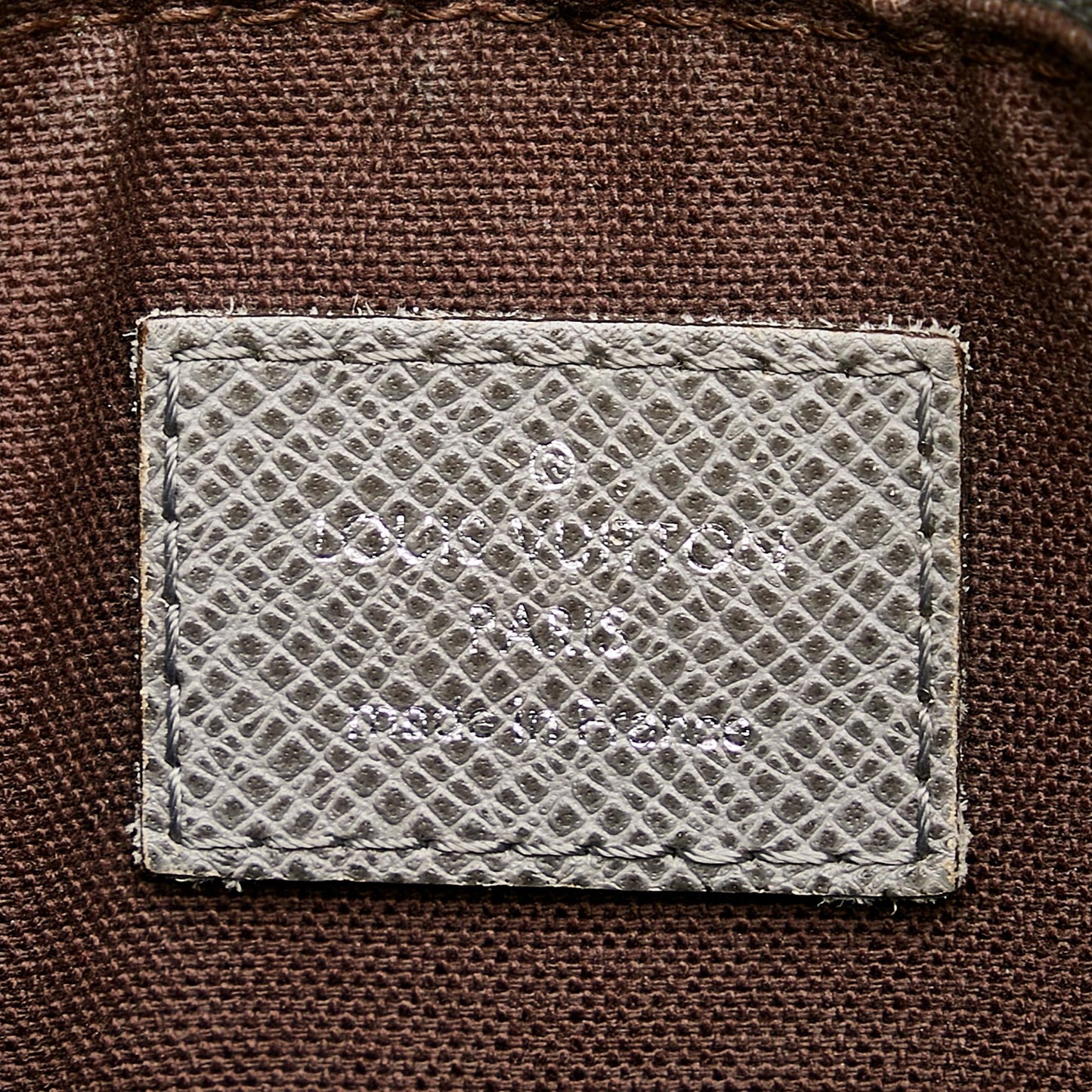 Louis Vuitton Taiga Grigori PM (SHG-29887)