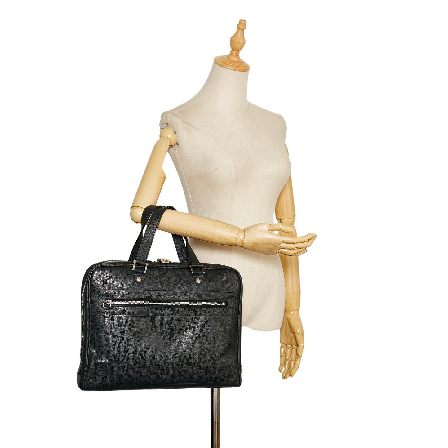 Louis Vuitton Taiga Igor Briefcase (SHG-35204)