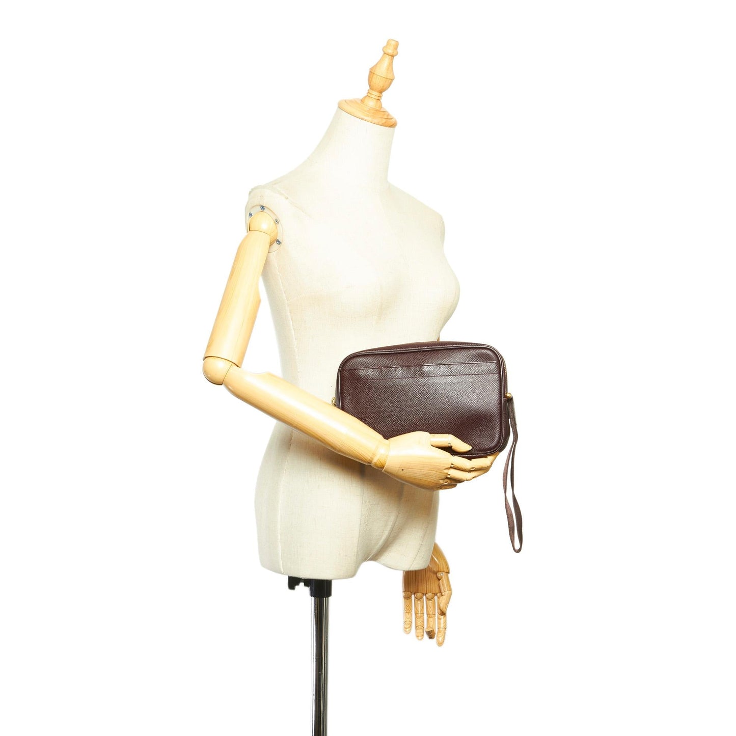 Louis Vuitton Taiga Kaluga Clutch Bag (SHG-31673)