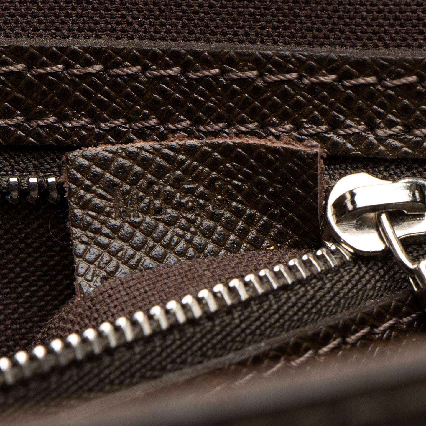 Louis Vuitton Taiga Leather Alexei Messenger