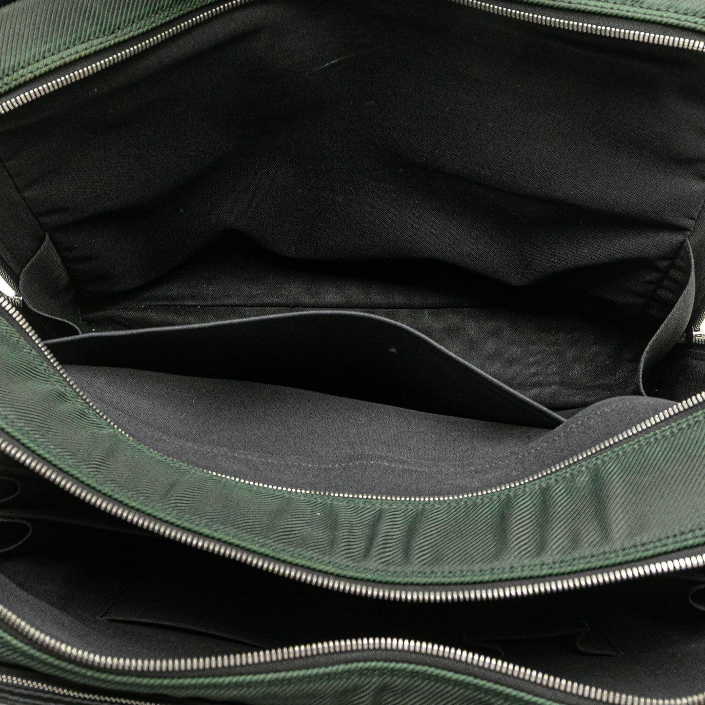 Louis Vuitton Taiga Nevski