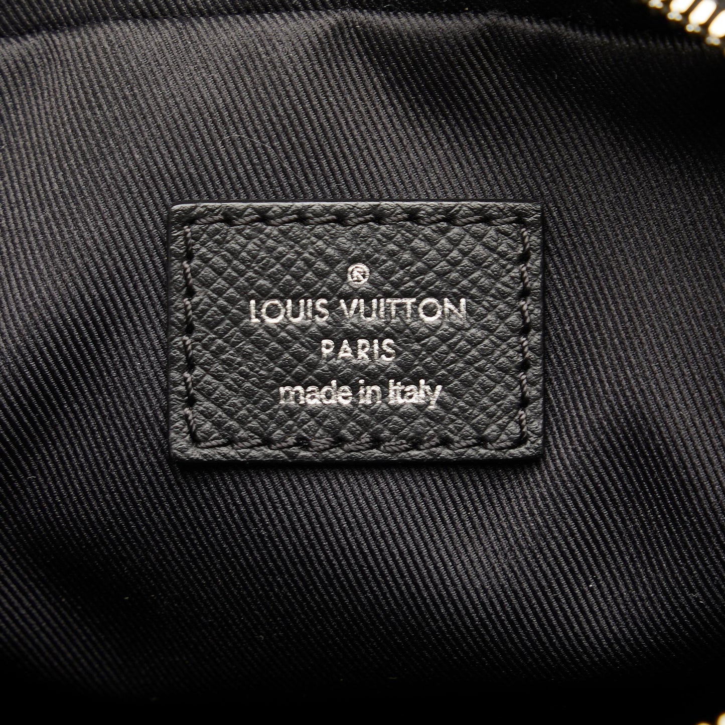 Louis Vuitton Taiga Outdoor Bumbag