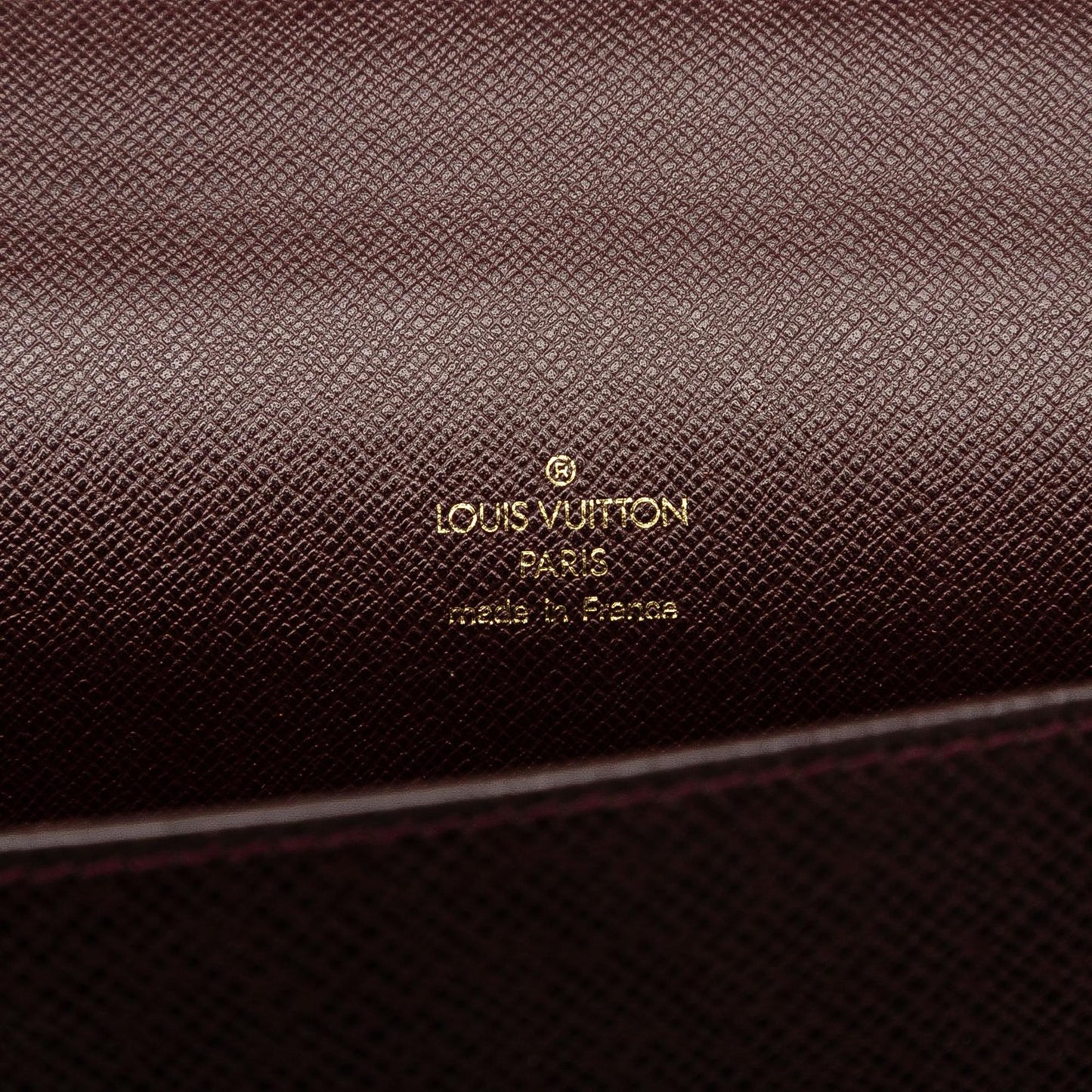 Louis Vuitton Taiga Porte-Documents Angara