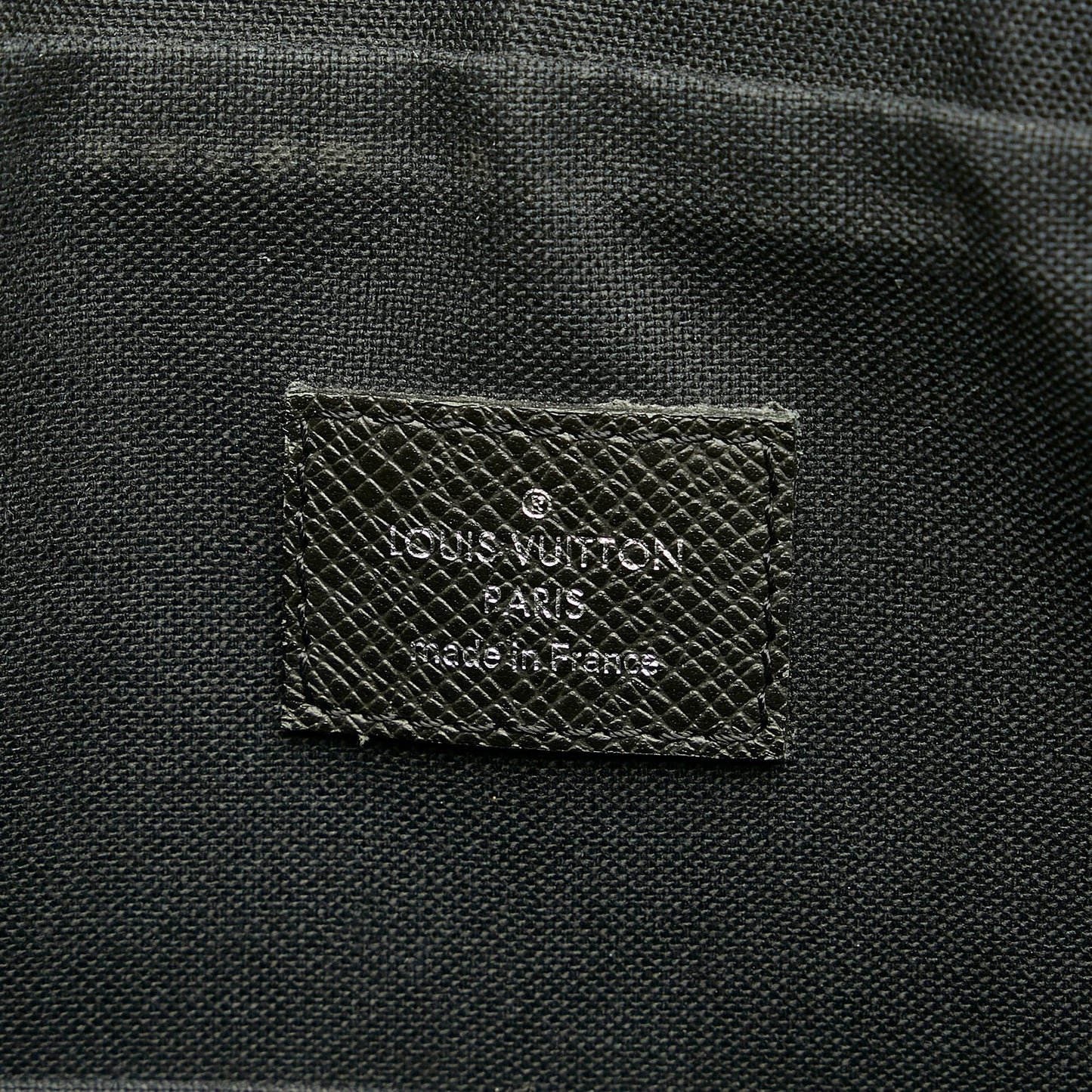 Louis Vuitton Taiga Porte-Documents Business Bag (SHG-28146)