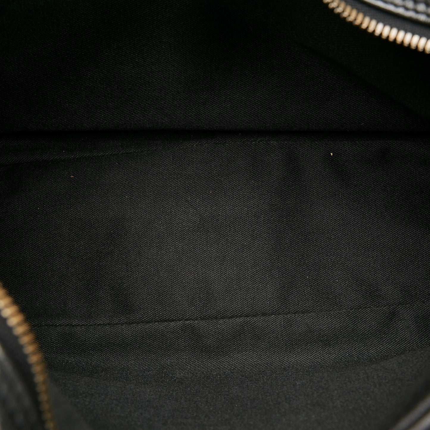 Louis Vuitton Taiga Reporter PM (SHG-27532)