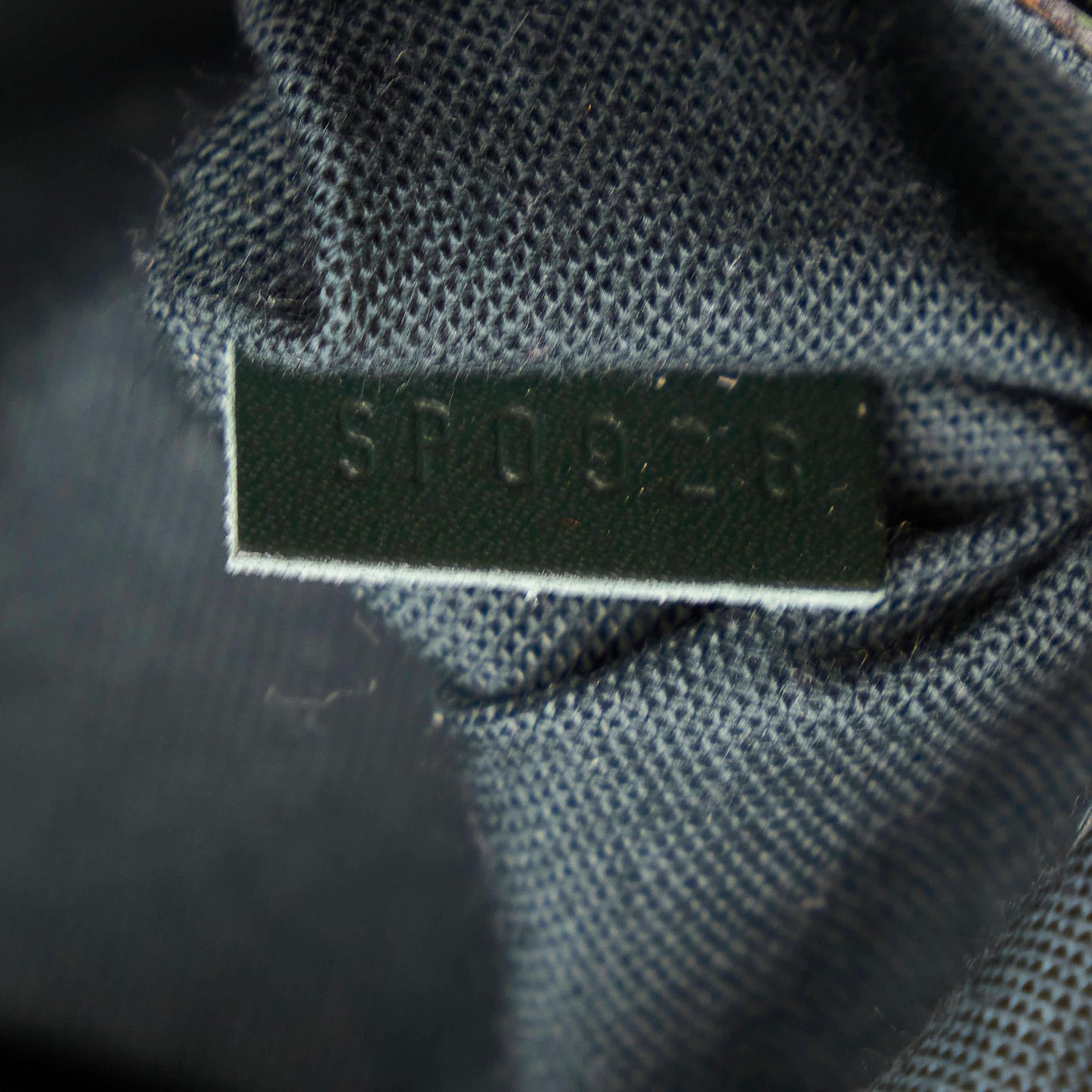 Louis Vuitton Taiga Reporter PM (SHG-28719)