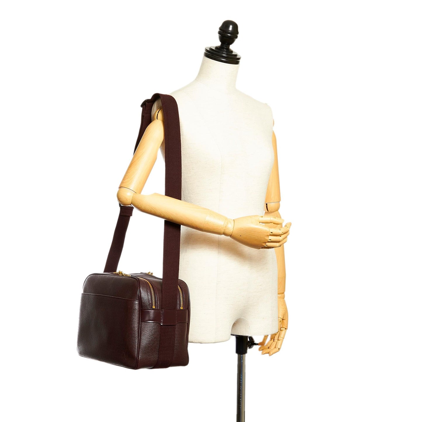 Louis Vuitton Taiga Reporter PM (SHG-30397)
