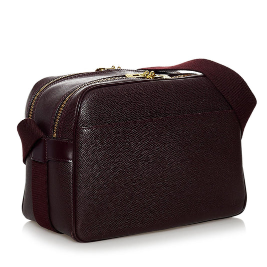 Louis Vuitton Taiga Reporter PM (SHG-30397)